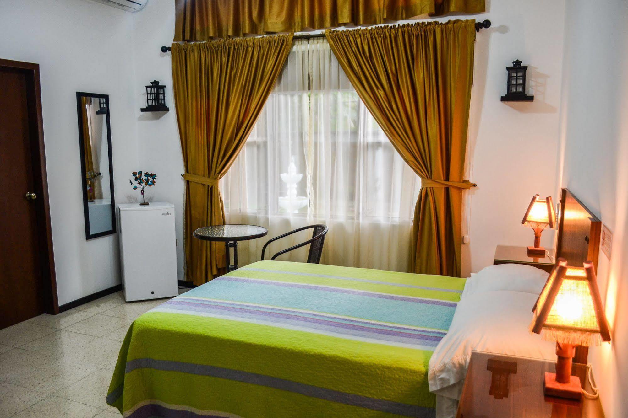 Hotel Boutique El Escalon Guayaquil Exteriör bild